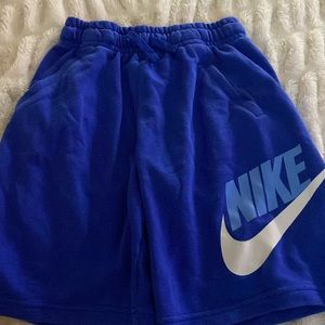BOYS NIKE SHORTS